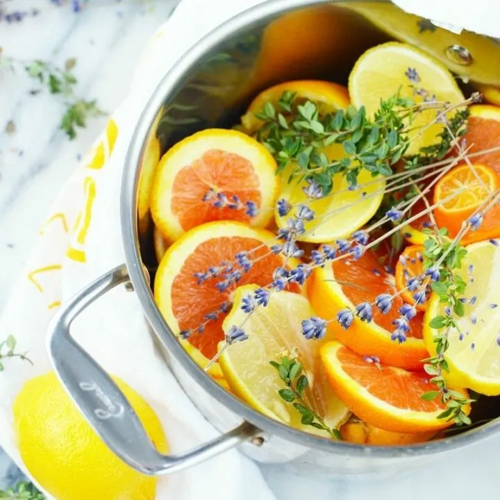 https://www.getgreenbewell.com/wp-content/uploads/2019/02/stovetop-potpourri-recipe-lemon-lavender-simmer-pot-air-freshener-Popurri-printable--720x720.jpg.webp
