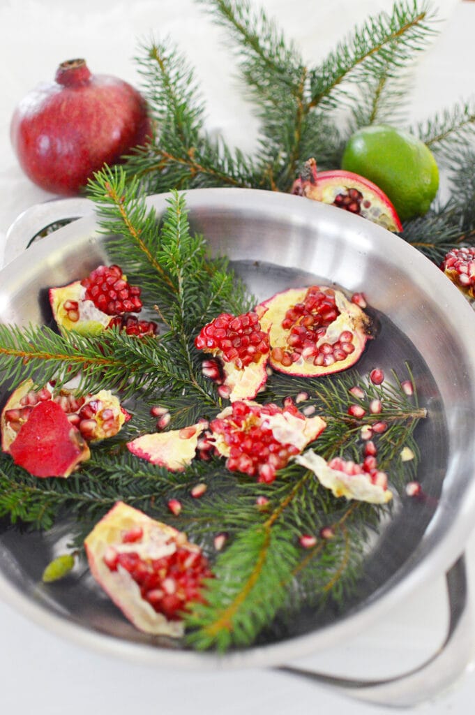 https://www.getgreenbewell.com/wp-content/uploads/2019/10/Christmas-Stovetop-Potpourri-in-Pot-photo-681x1024.jpeg
